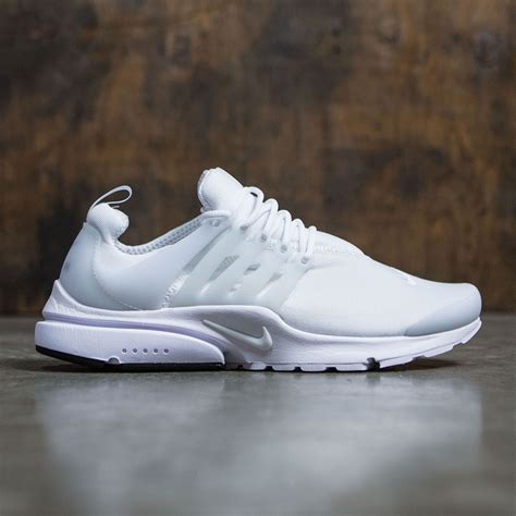 nike air presto essential weiß|White Presto Nike Air Shoes.